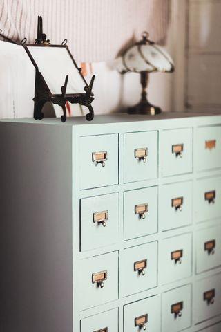 ONE, víceúčelová barva ve spreji, MASTON