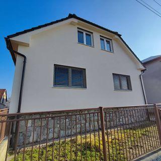 EFFECTA rýhovaná silikát-silikonová omítka, ZORKA